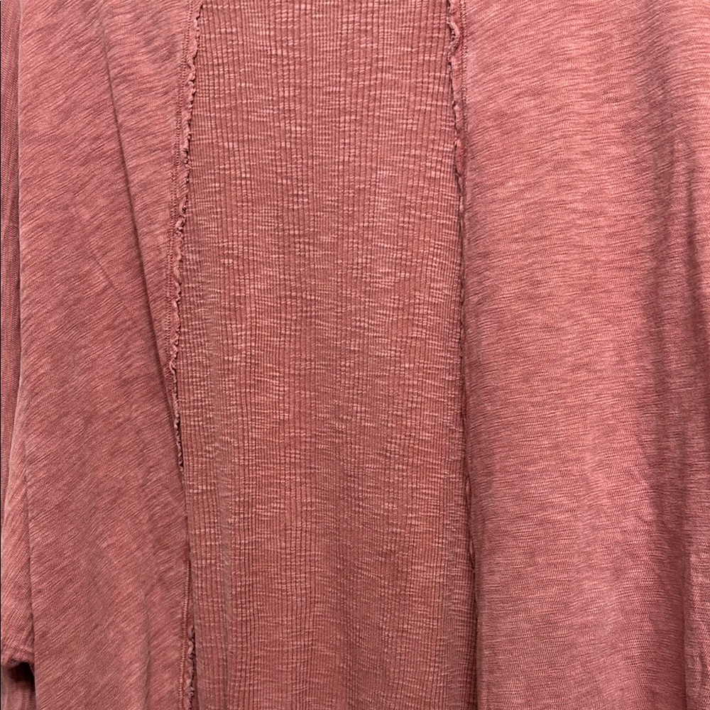 Women’s red “washed” look. Free people vibes - Picture 7 of 7